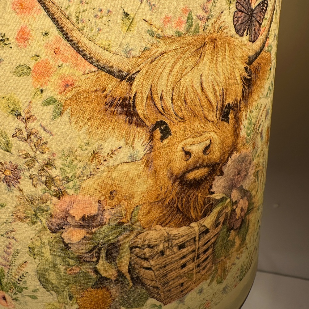 Rose Gold Metal  Bedside Lamp With Decoupaged Floral Highland Cow Shade - Picture 11 of 13